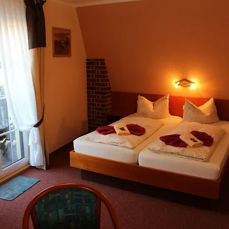 Zur Gruenen Eiche Guest house