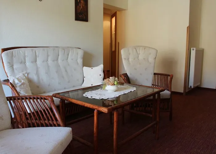 게스트하우스 Zur Gruenen Eiche 3*